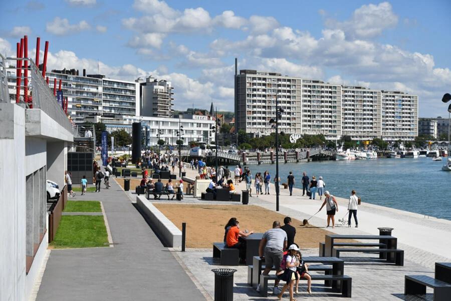 Apartment Lumineux Et Proche De Avec Balcon Et A Cote Du Bois